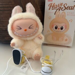 Pop Mart Labubu Have a Seat Sisi